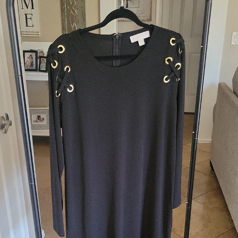 Michael Kors Black Sheath Dress Long Sleeve Scoop Neck